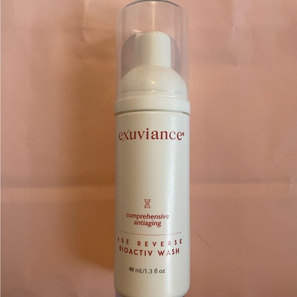 5 for $25! Exuviance Age Reverse BioActiv Cleanser - Picture 1 of 2